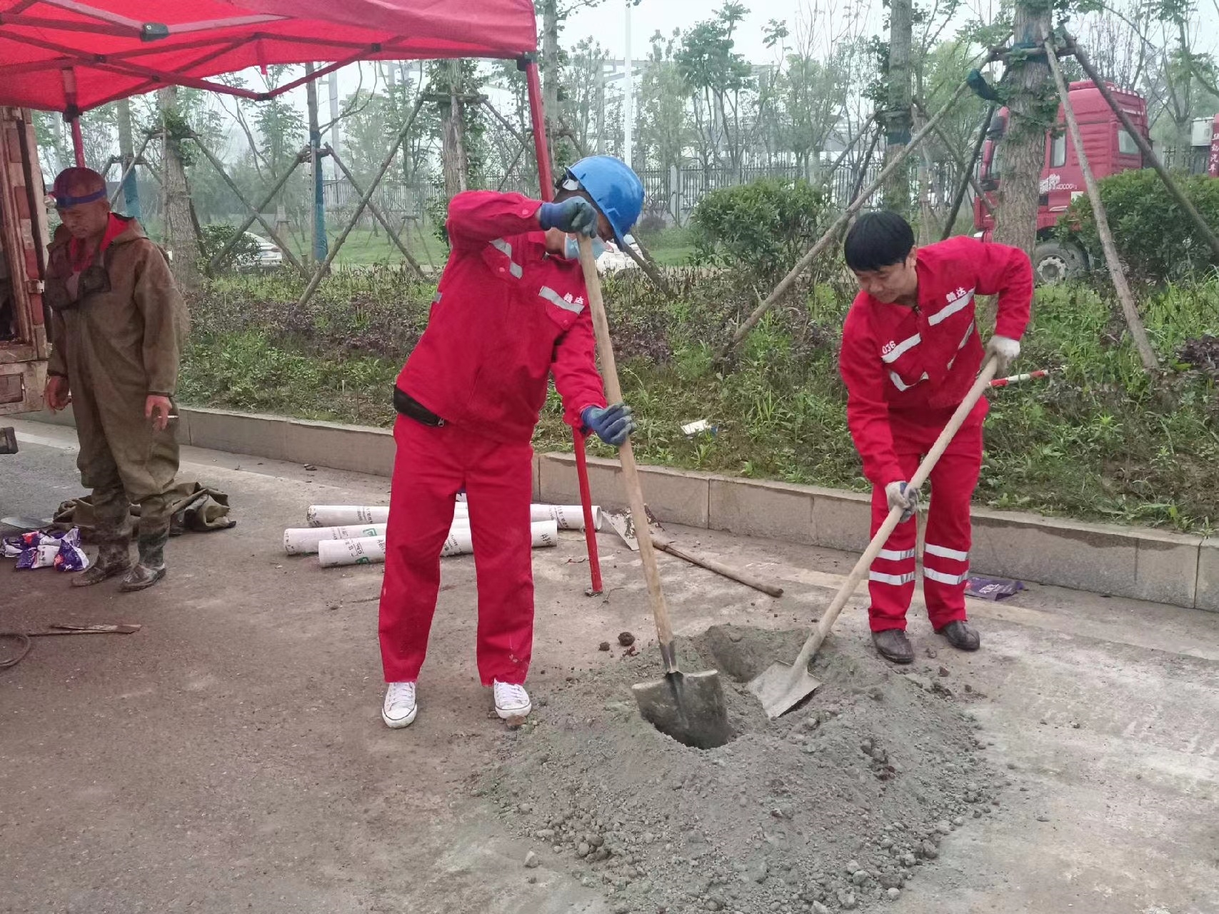 潜江管道疏通哪家好】及时进行市政管道清淤